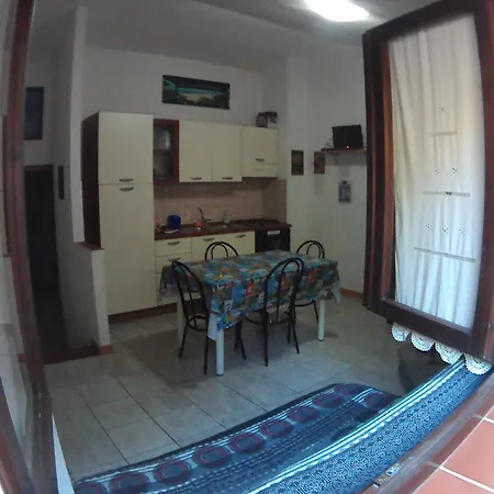 89 P1 Torre dei Corsari
